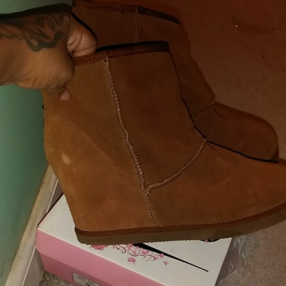 Winter wedges